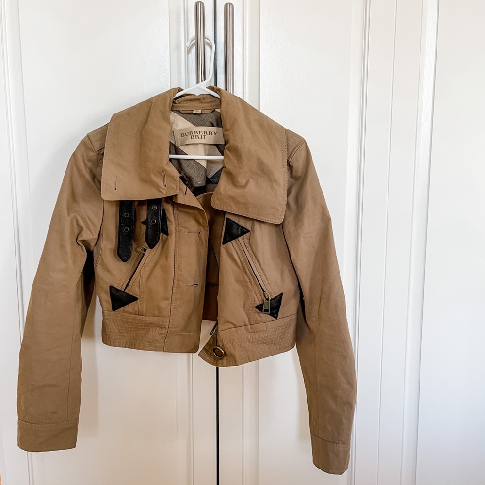 Burberry Brit Cropped Trench Khaki Jacket with Leather Straps